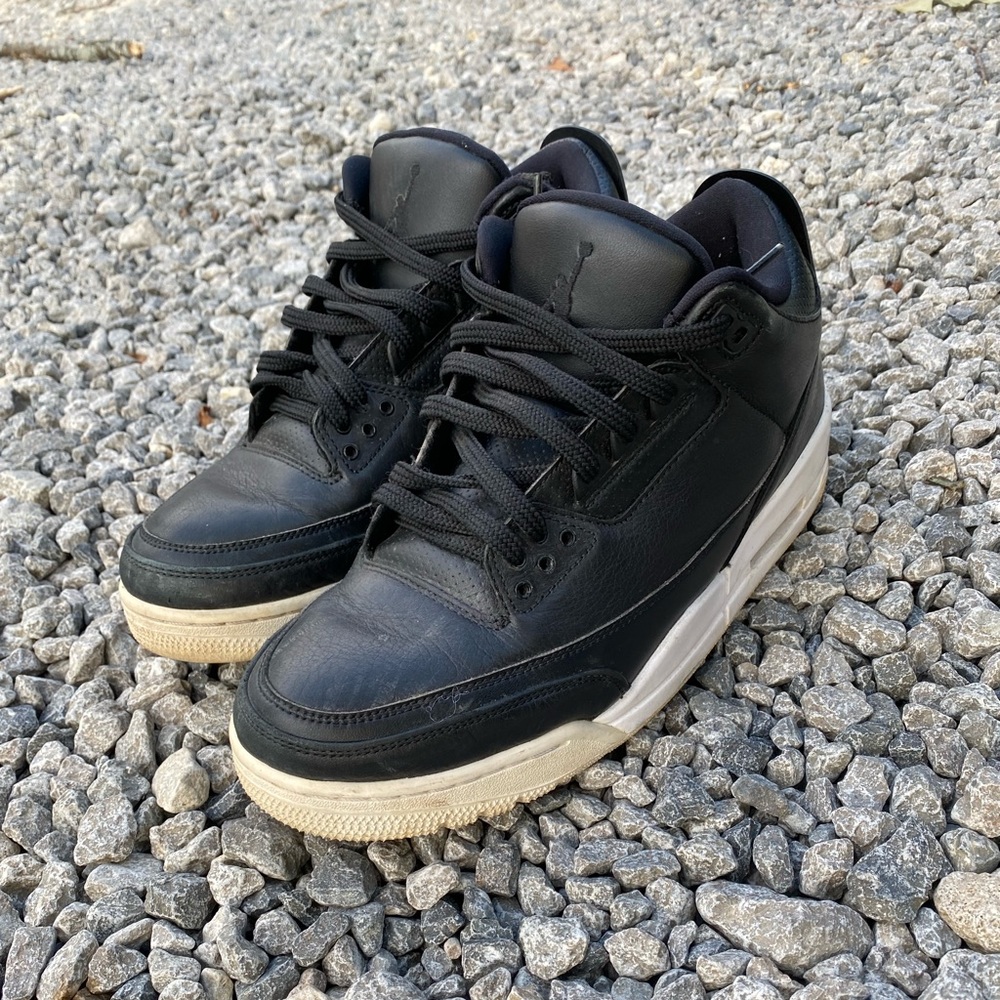 Jordan 3’s Cyber Monday. Amazing shoes size 9.5